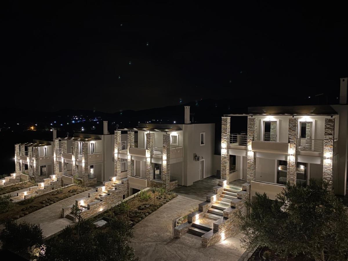 Vardians Villas & Suites Caristo Exterior foto