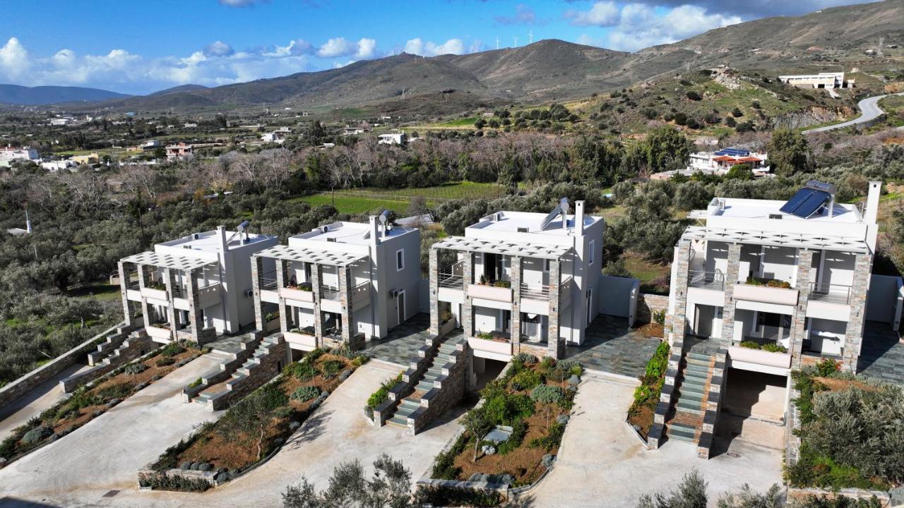 Vardians Villas & Suites Caristo Exterior foto
